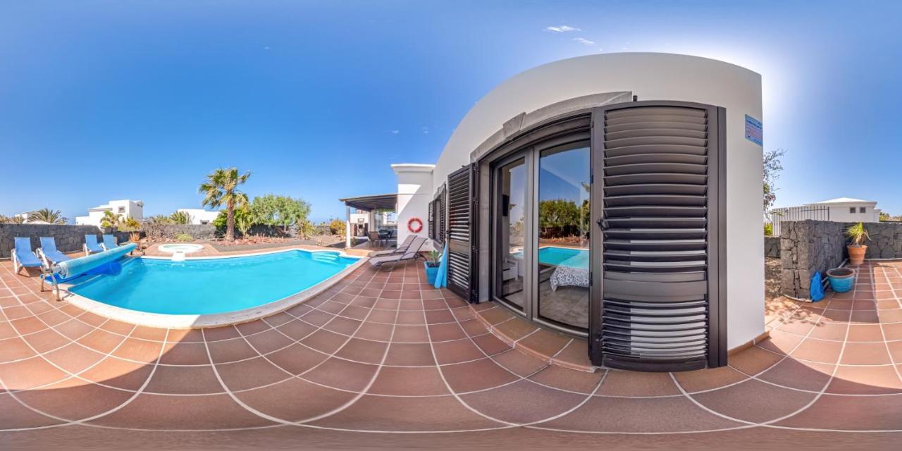 Villa Marina Deluxe & Pool