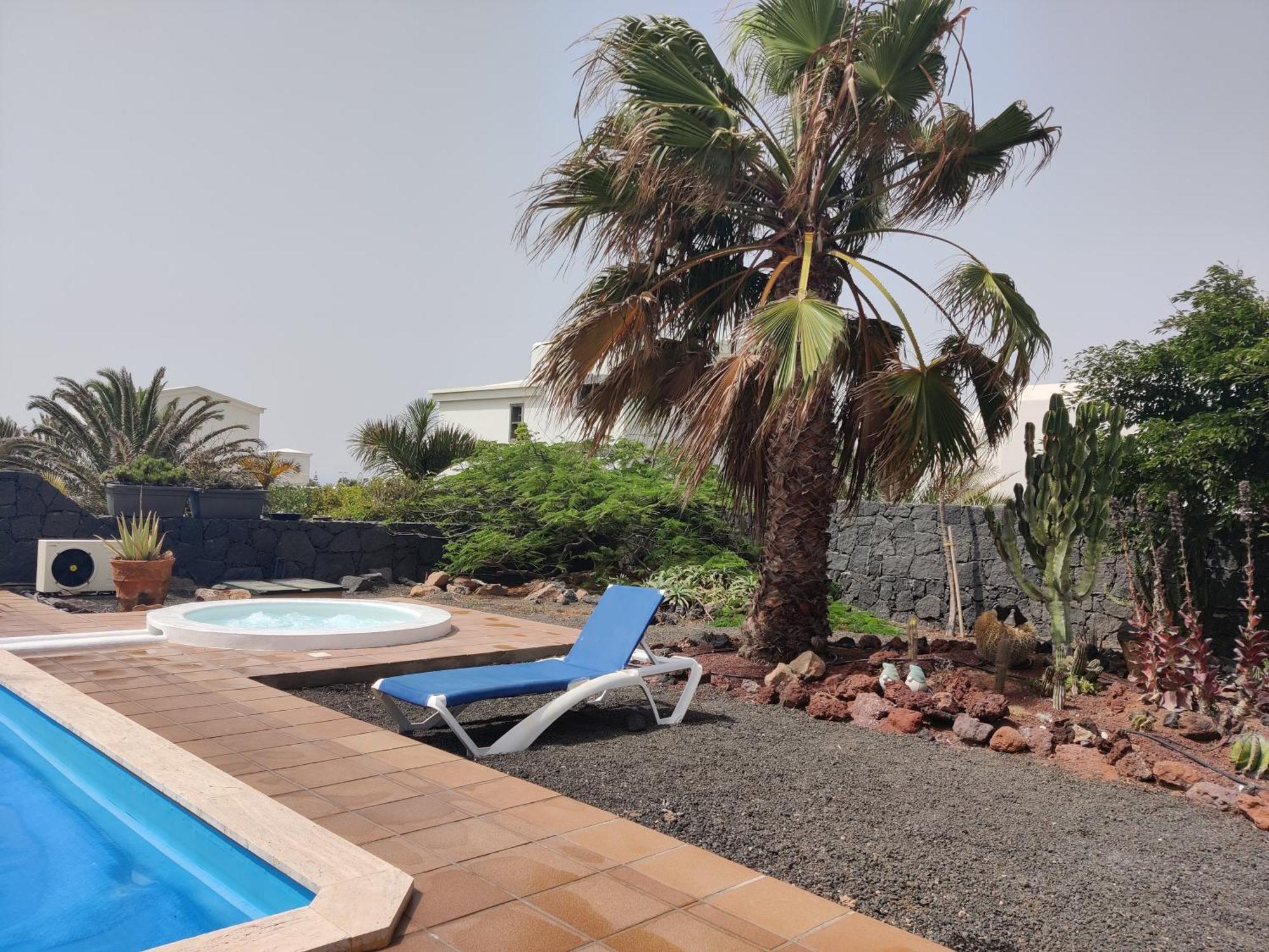 Marina Deluxe&spa Pool