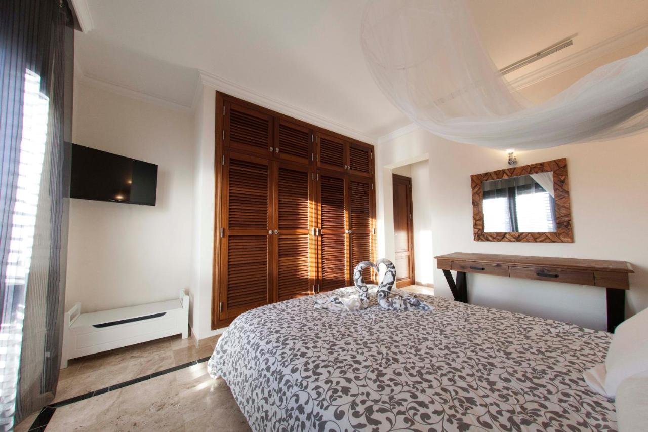 Villa Marina Deluxe&spa Pool Playa Blanca (Lanzarote)